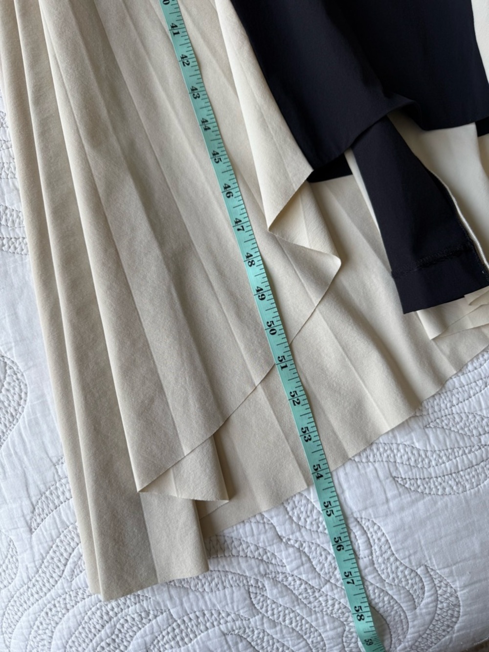 A.W.A.K.E. Mode - Sculptural Contrast Midi Dress - Black & Ivory - Picture 14 of 14